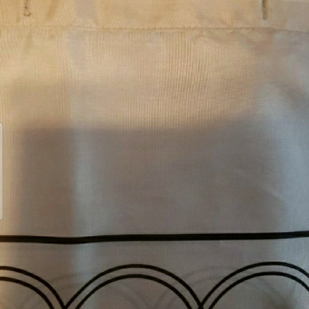 BATH Curtain - Picture 4 of 4